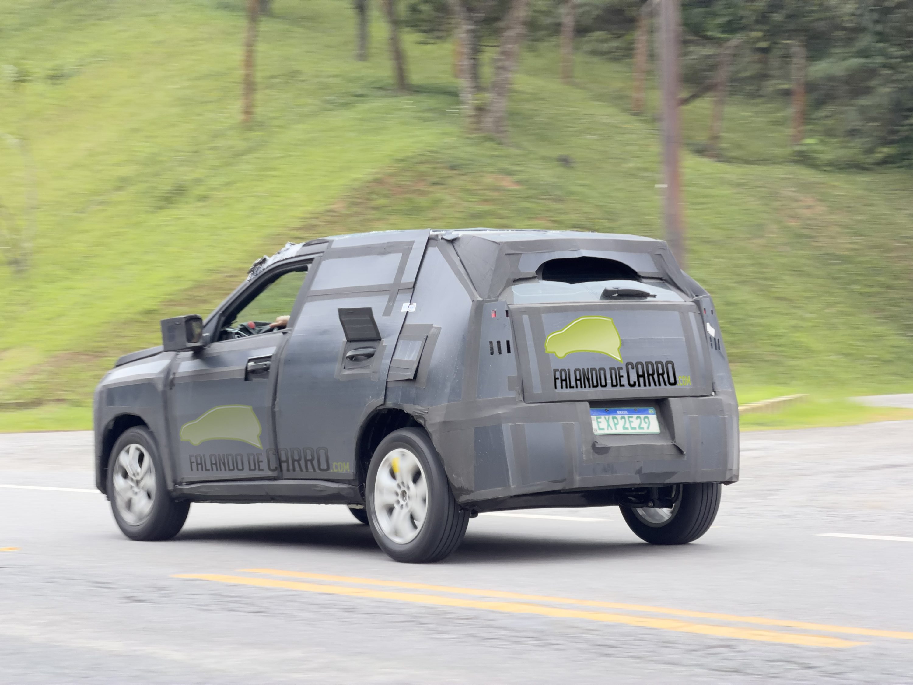 Fiat Argo 2027 em testes