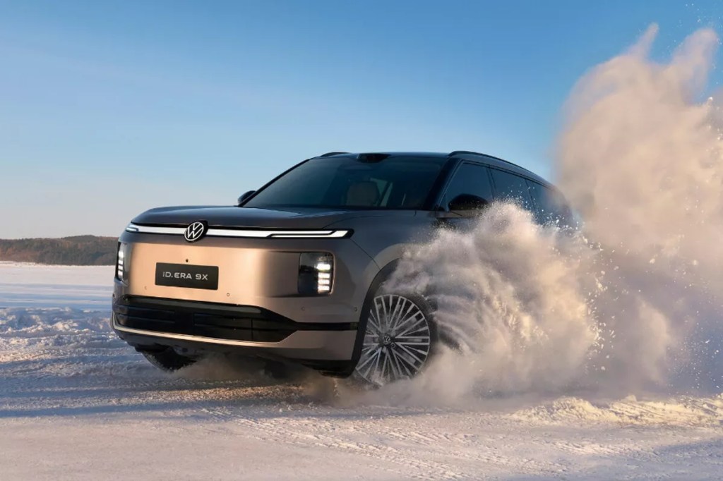 VW revela ID. Era 9X, SUV híbrido maior que o BMW X7 e com mais de 1.000 km de autonomia