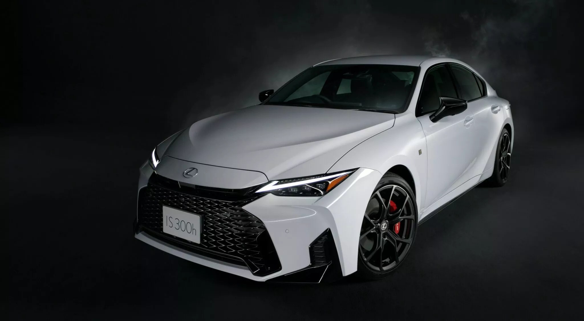 Lexus IS 300h 2026