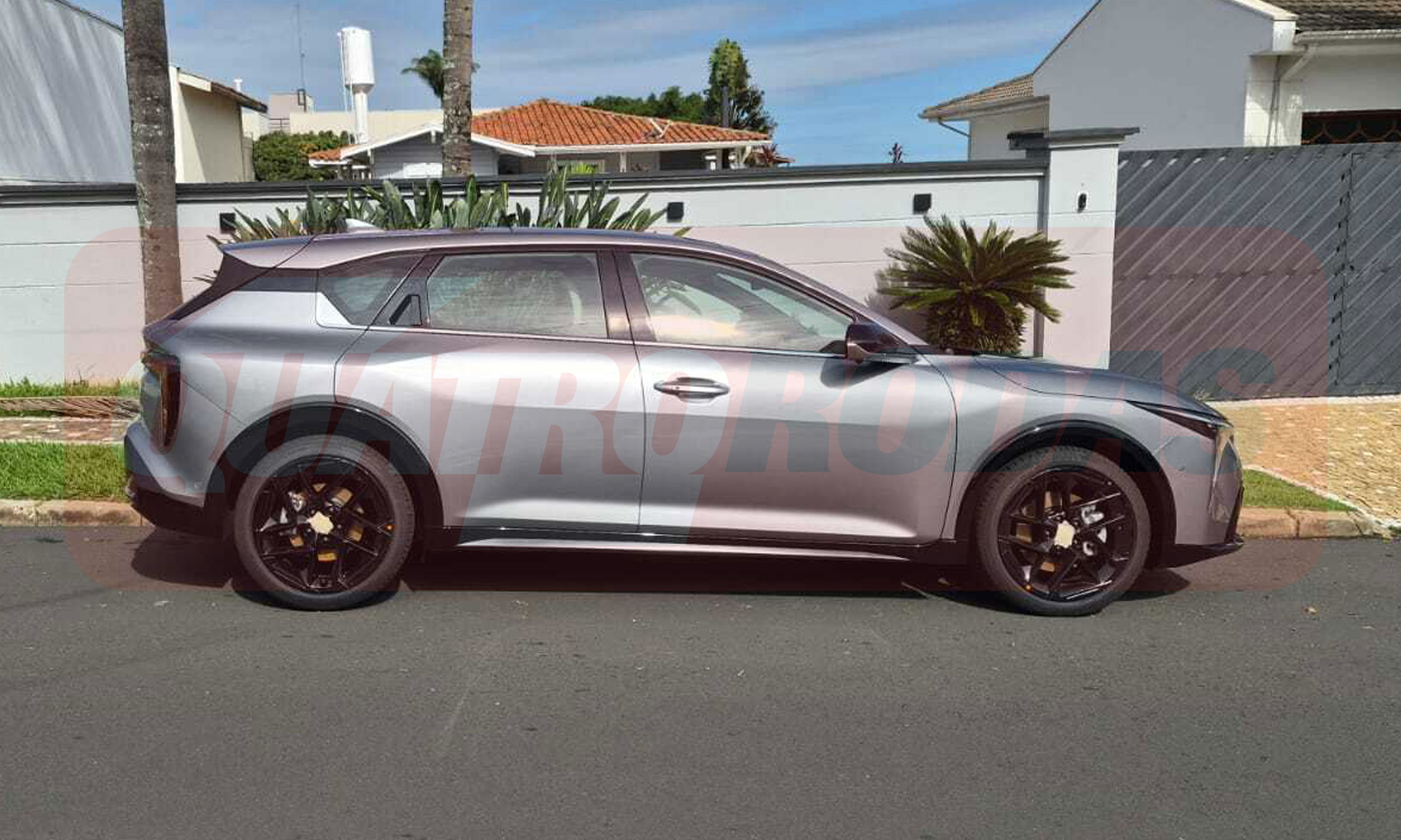 Kia K4