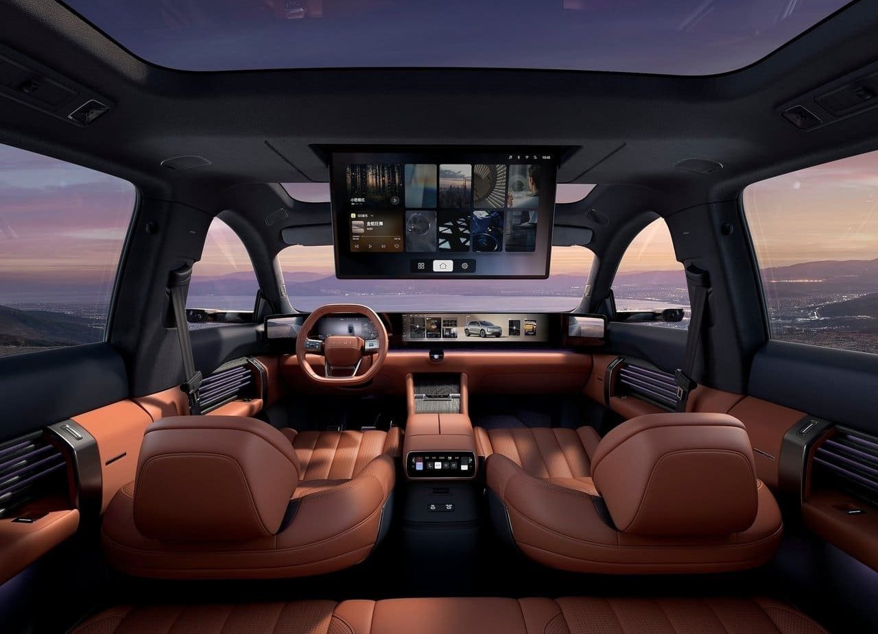 AUDI E7X