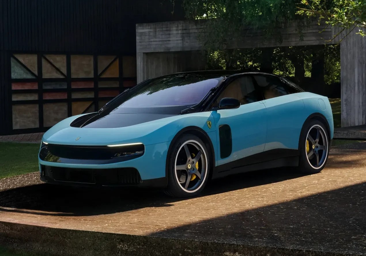 Ferrari Luce