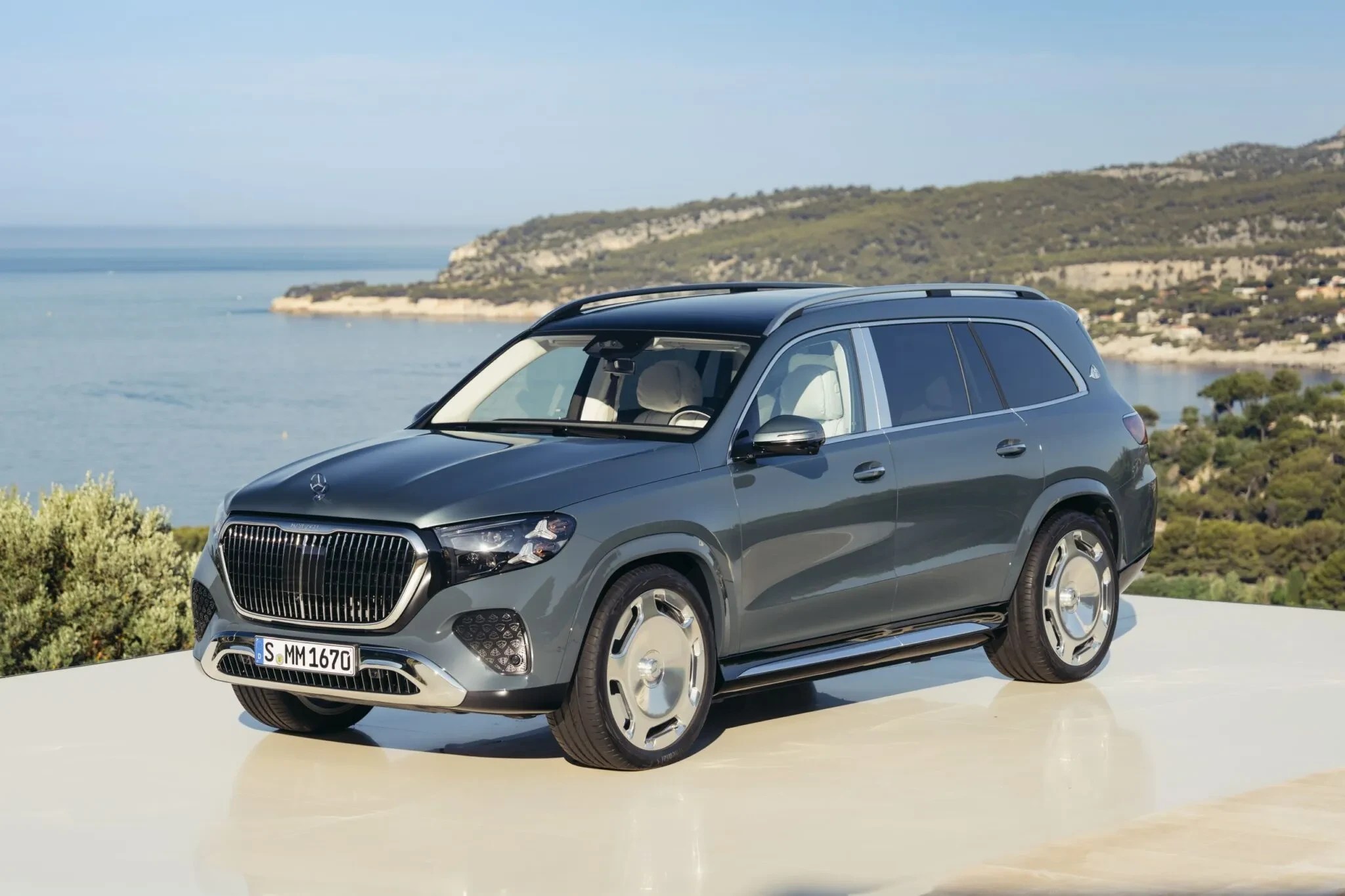 2026-Mercedes-Maybach-GLS-680-02-2048×1365