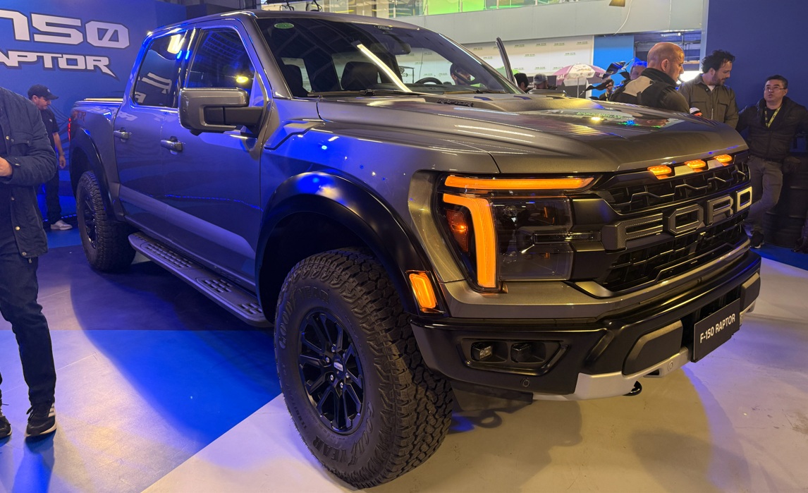 Ford F-150 Raptor chega sem V8, mas com item de carro elétrico