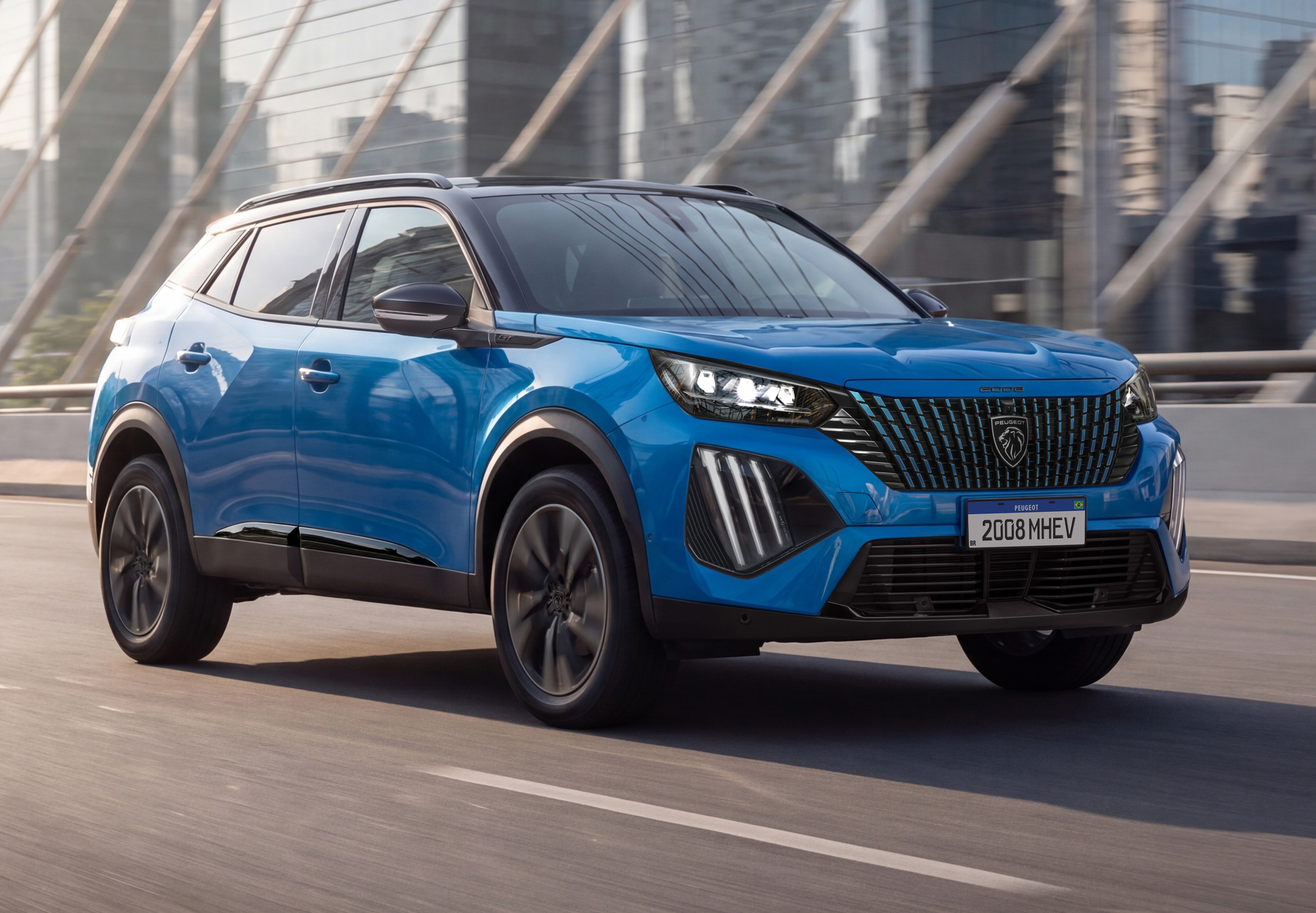 Peugeot 2008 fica mais barato na linha 2027 e perde potência; veja preços e versões