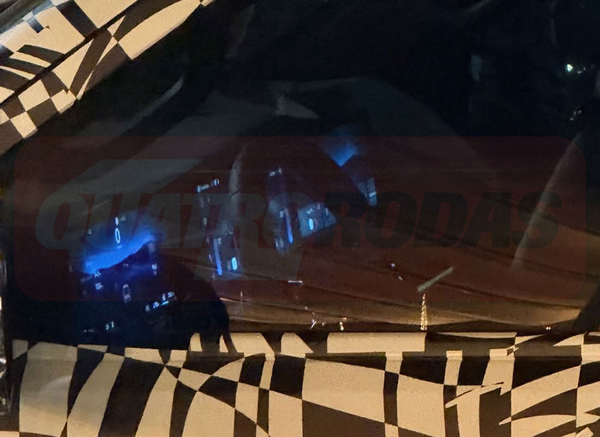 Flagra: nova VW Amarok 2028 terá até três telas no painel para ser a picape mais moderna